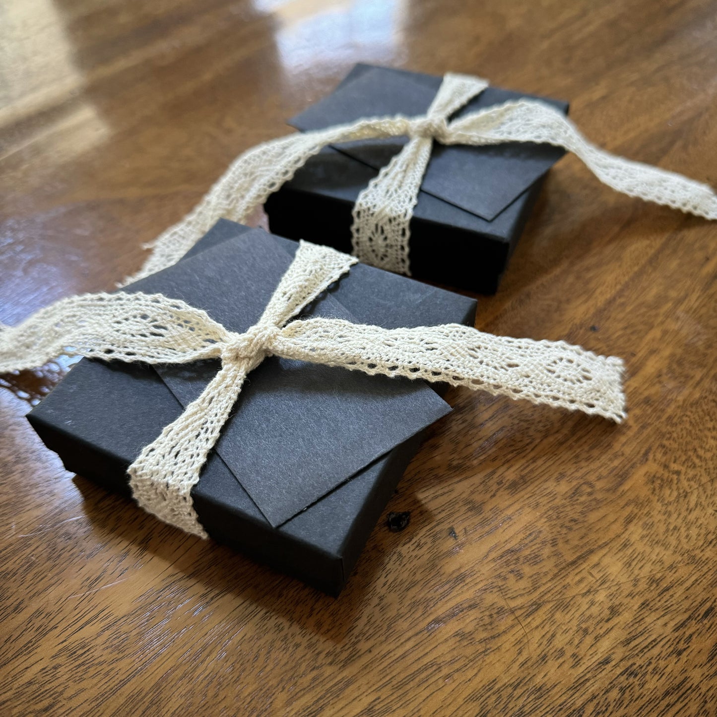 Miner’s Delight Gift Wrap – Signature Mine & Reveal Experience