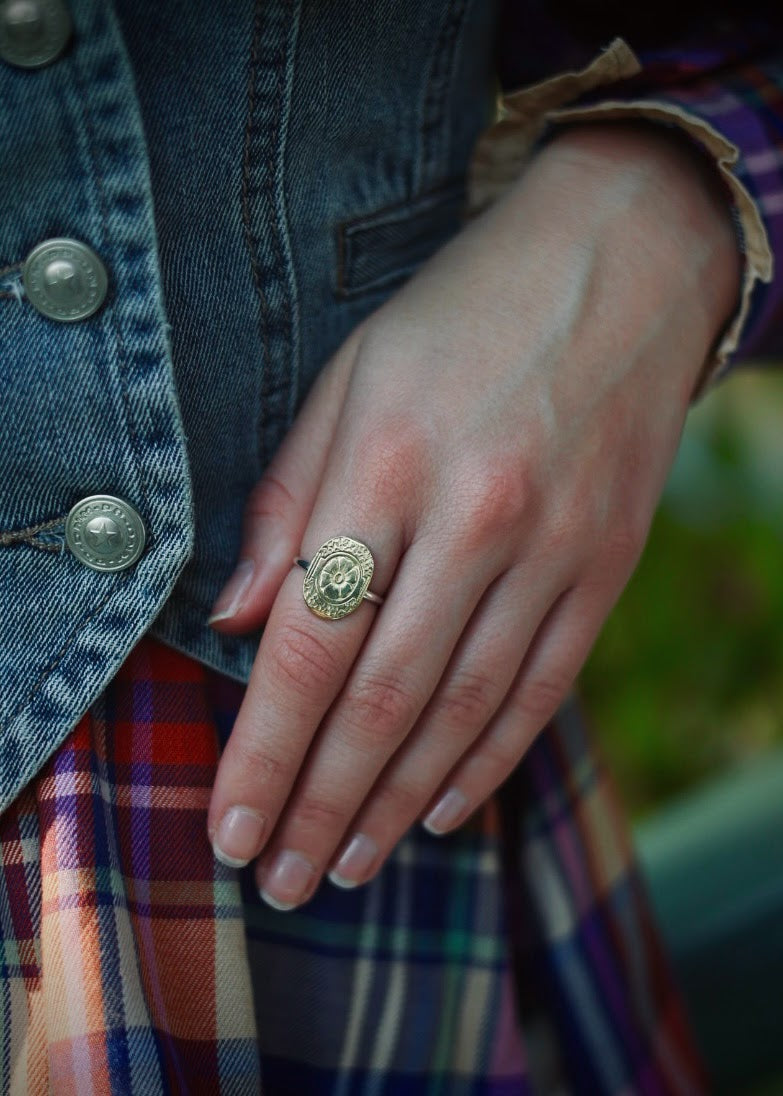 Newport Echo Medallion Ring